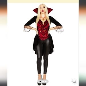 TIPSY ELVES WOMEN’S VAMPIRE HALLOWEEN COSTUME NWT Size‎ Small
